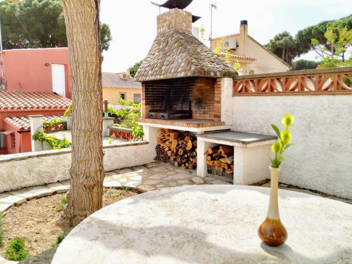 Vacay Apartamento Montgo, Agradable Jardin! En Costa Brava L'Escala! Exteriör bild