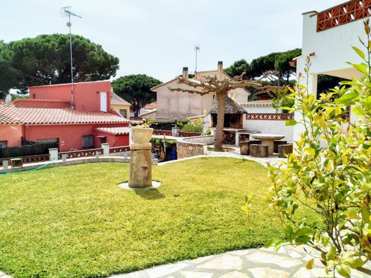 Vacay Apartamento Montgo, Agradable Jardin! En Costa Brava L'Escala! Exteriör bild