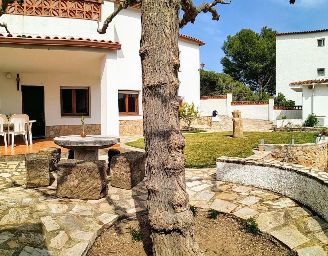 Vacay Apartamento Montgo, Agradable Jardin! En Costa Brava L'Escala! Exteriör bild